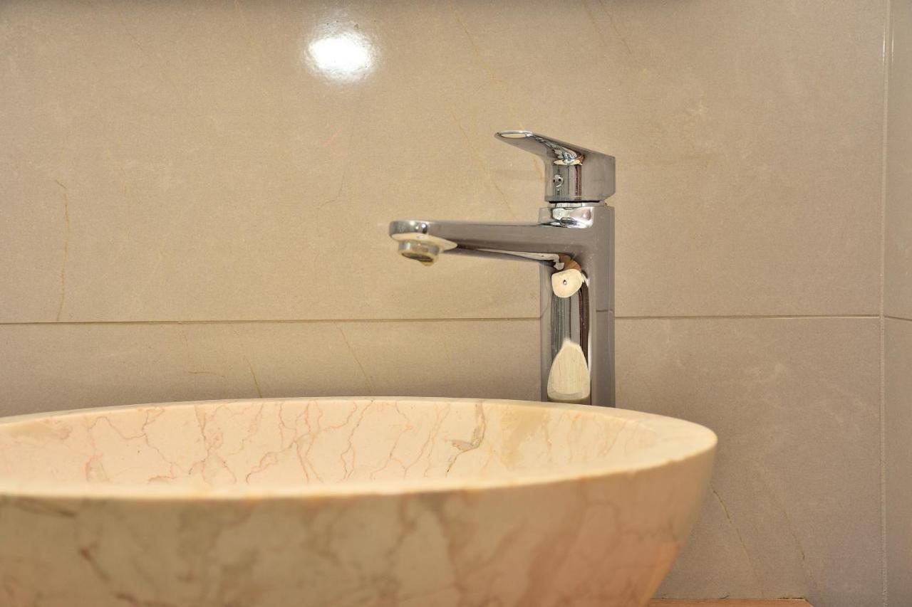 Apartment Leonora Водице Екстериор снимка