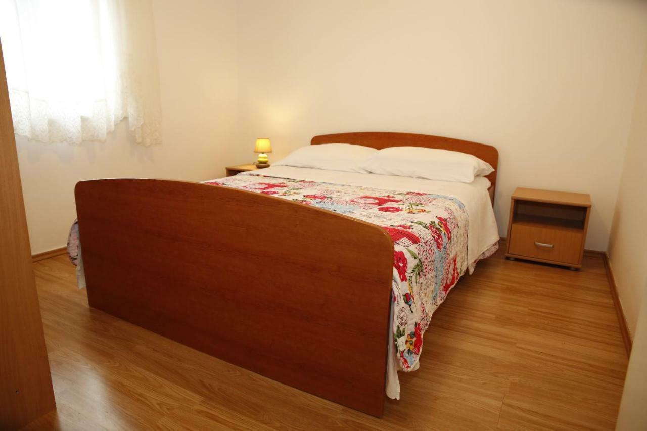 Apartment Leonora Водице Екстериор снимка